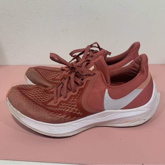 Nike Women's Air Zoom Winflo 6 Athletic Running Shoe Pink AQ8228-800 Size 10 - Picture 4 of 10